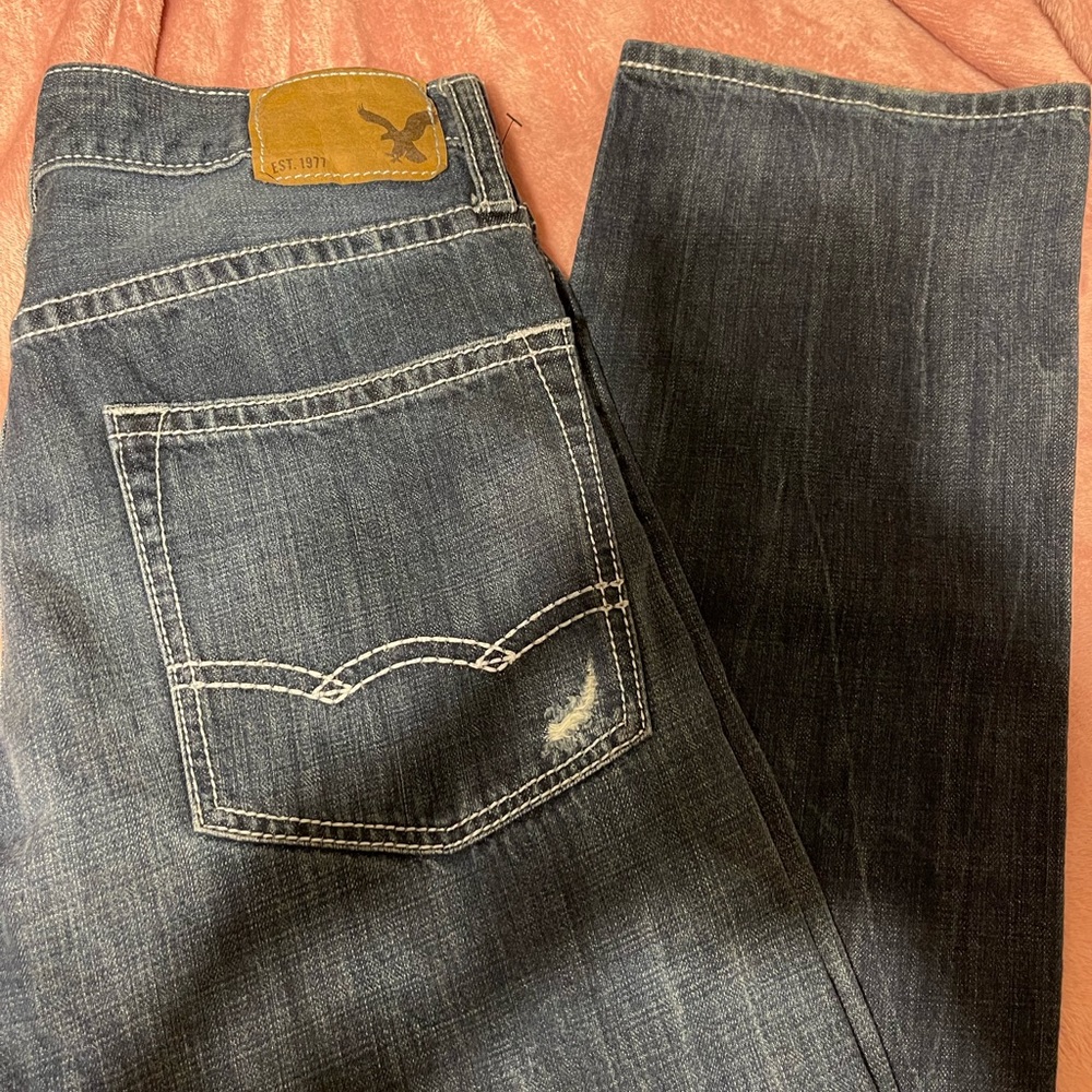 American eagle relaxed straight NWOT 32/34